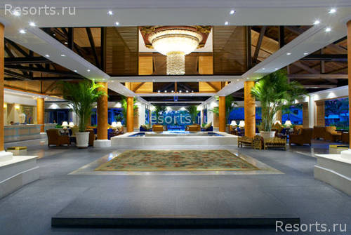 The Laguna Resort & Spa 4